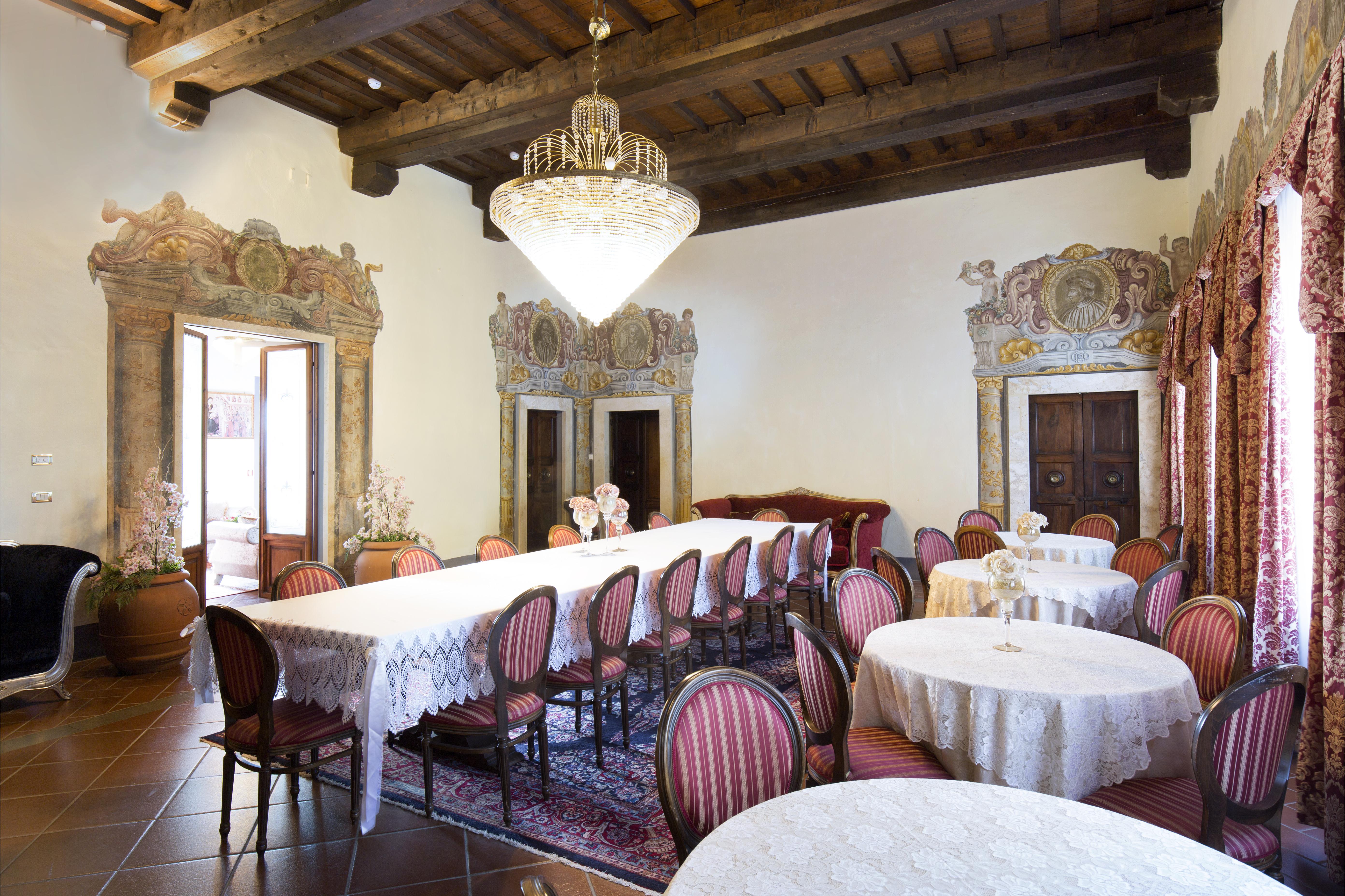 Lecchi Wellness Hotel