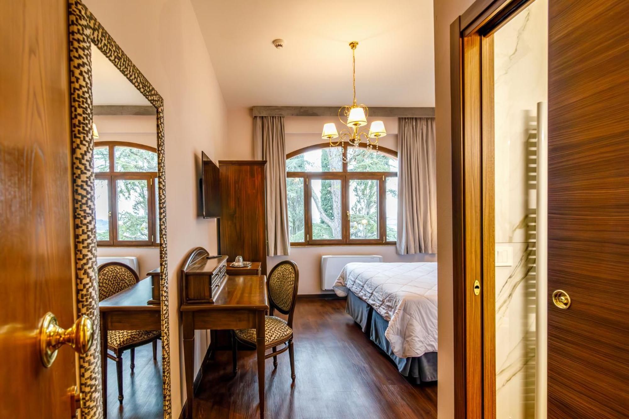 Lecchi Wellness Hotel